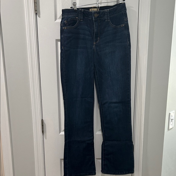 Classic Blue Women's Jeans - Picture 1 of 7